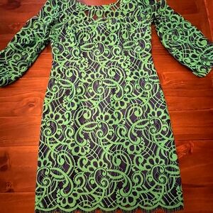 Lilly Pulitzer Vibrant Green and Navy Lace Dress